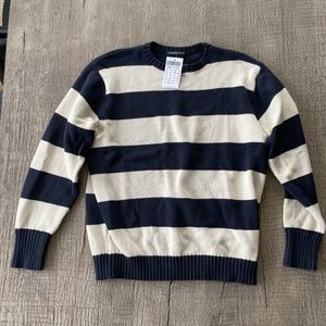 Brandy Melville Sweater NWT